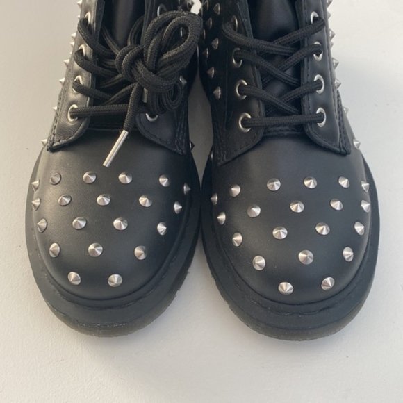 Dr Martens Black 1460 Studs Wanama Leather Lace Up Boots Size 5 - Picture 3 of 13